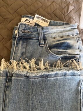 Prep Obsessed denim Light Blue Frayed Hem Women’s Jeans
